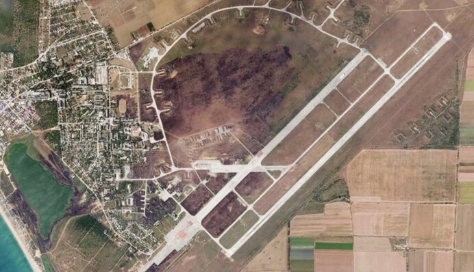 Безпілотники СБУ уразили 5 російських винищувачів на аеродромі Саки