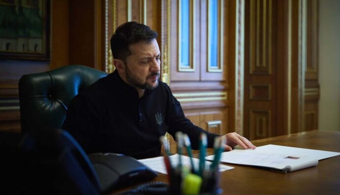 Зеленский ввел новые санкции против лиц и компаний из РФ