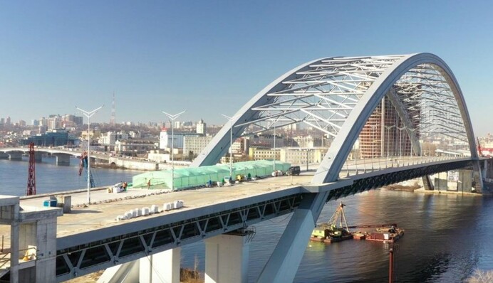 Строительство Подольского моста: с подрядчика через суд хотят взыскать 2 млрд гривен