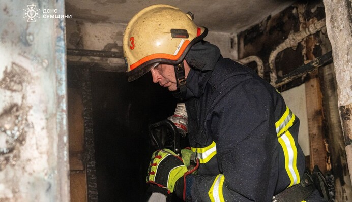 Росіяни вдарили балістикою по підприємству на Сумщині – є загиблі та поранені