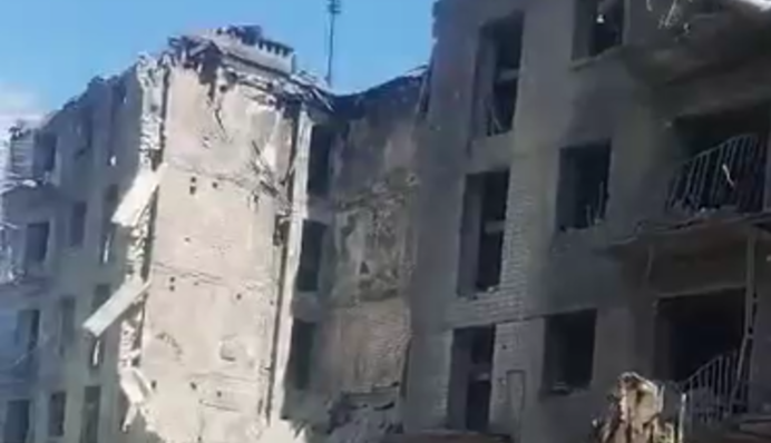 РФ ударила бомбами по Купянску: под завалами могут находиться люди