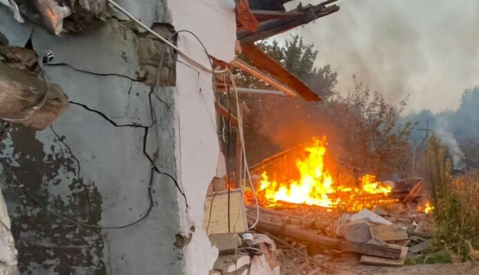 Атаки на Днепропетровскую область: повреждены предприятие, дом и инфраструктура