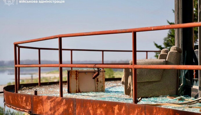 Россияне атаковали авиабомбами базу отдыха в Запорожском районе