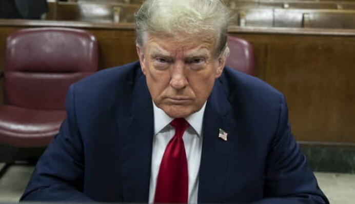 Трамп заявив, що має намір запровадити 100% мита на імпорт мікросхем