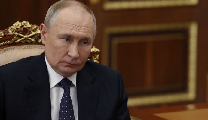 Мировые лидеры уже умеют отличать двойников Путина — психолог