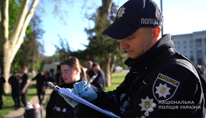 В Одеській області група осіб катувала підлітка і знімала це на камеру