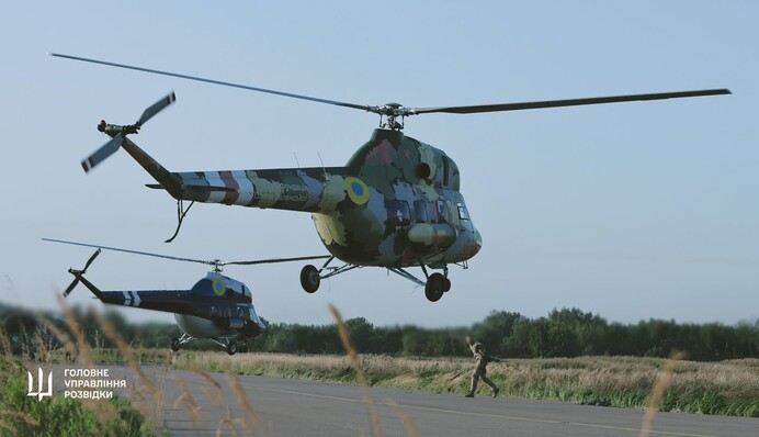 ГУР показало масову евакуацію важкопоранених розвідників