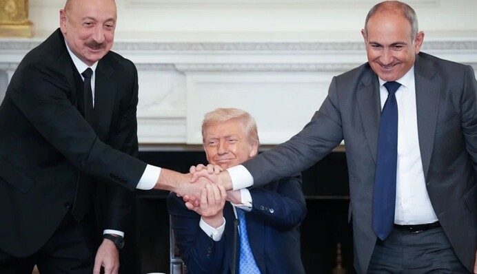 Армения и Азербайджан подписали мирное соглашение при посредничестве США