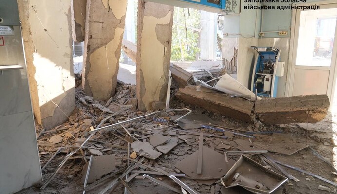 У Запоріжжі росіяни влучили в автовокзал – вісім постраждалих