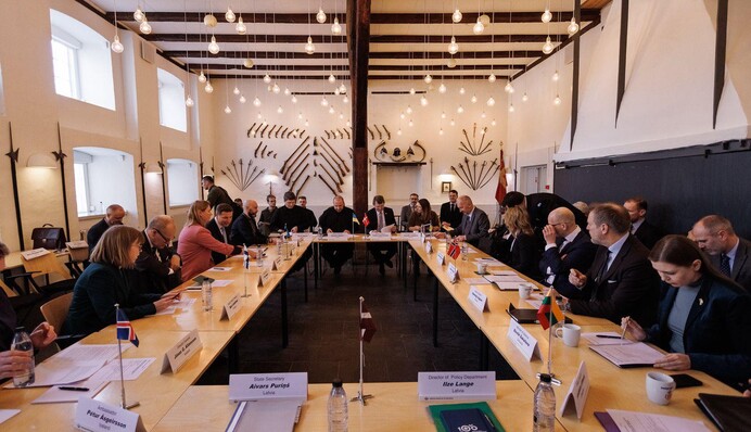 Северо-Балтийская восьмерка предостерегла от переговоров с Путиным без остановки огня