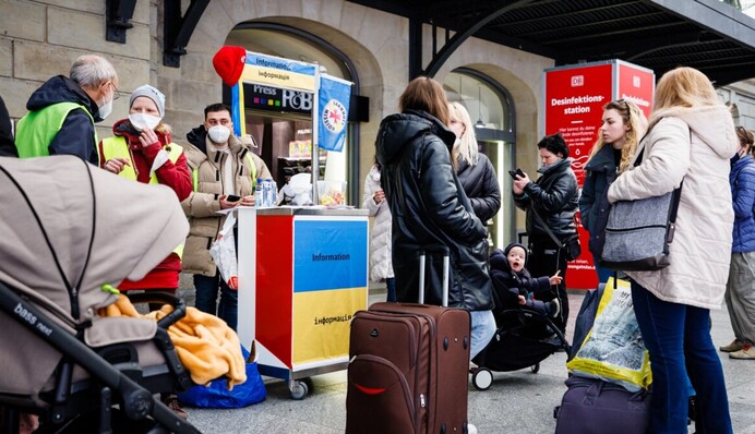 Ультраправые призвали отменить соцвыплаты для украинцев в Германии