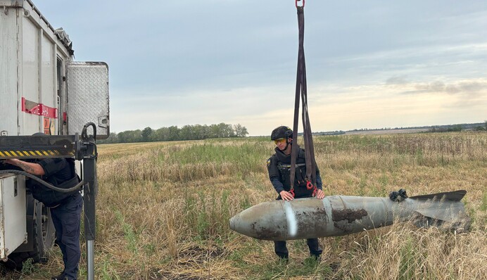 Россия запустила по Украине более 1000 КАБов и 1400 дронов на прошлой неделе – Зеленский