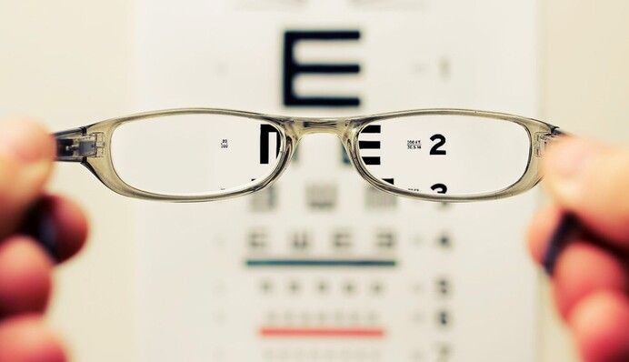 На Тернопільщині вимагають відсторонити від посад чотирьох офтальмологів, пацієнти яких втратили зір після ін’єкцій