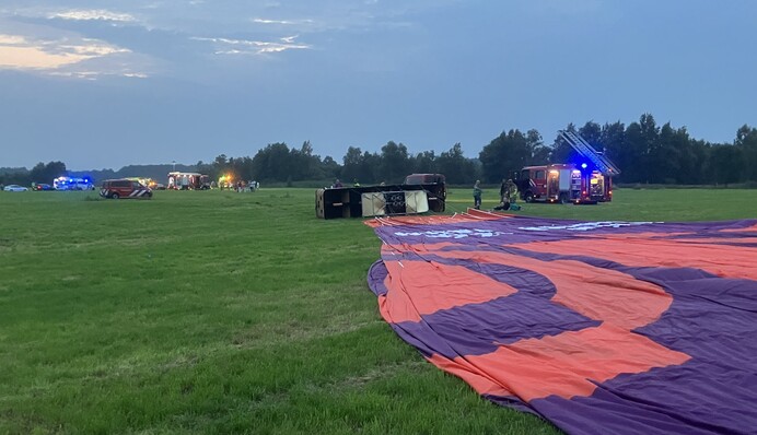 У Нідерландах впала повітряна куля з 34 туристами, одна людина загинула