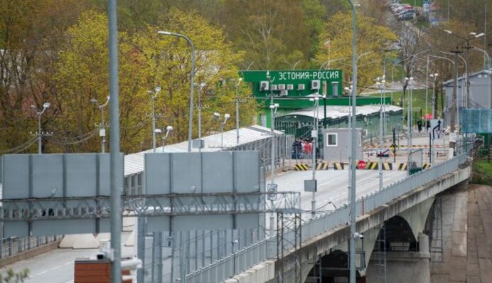 Естонія встановила блокпости на трьох прикордонних переходах з Росією