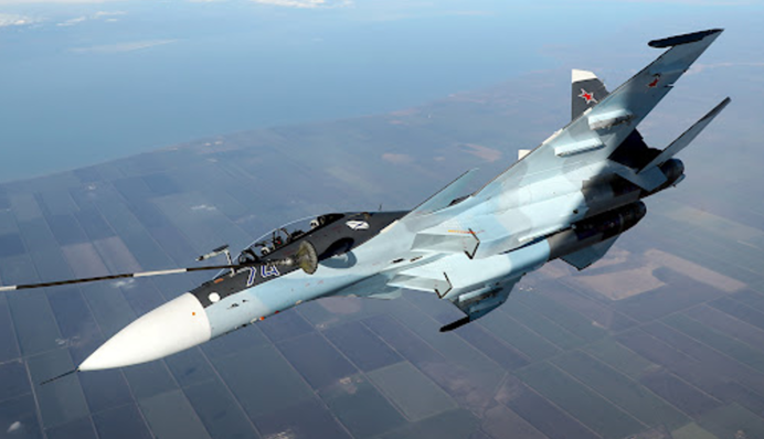 Армія РФ втратила винищувач Су-30СМ біля Зміїного: деталі від ВМС