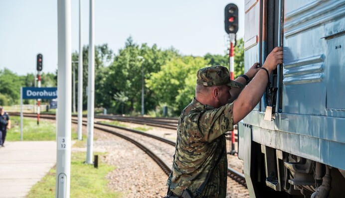 У Польщі затримали двох українських машиністів за керування поїздом у стані алкогольного сп’яніння