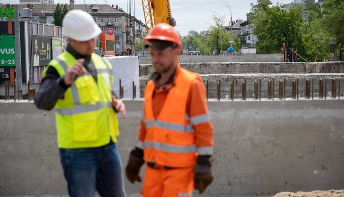 Ремонт дороги возле метро «Дарница»: КГГА показало, как проходит реконструкция