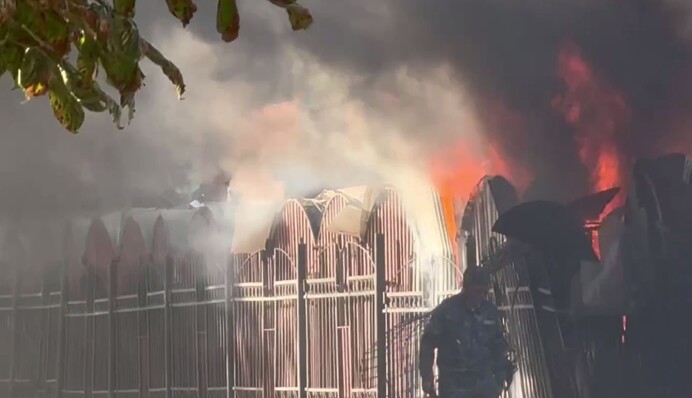 Российские войска ударили по центру Сум: поднялся пожар