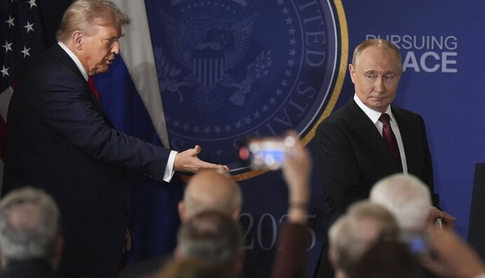 Президент США вирішив утриматися від запровадження санкцій проти РФ