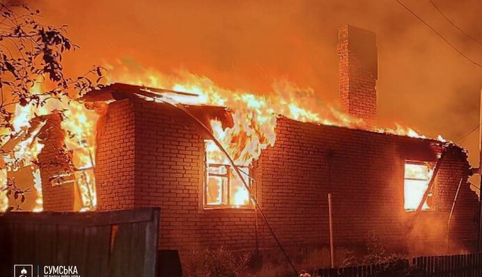 У Сумській області безпілотник влучив у житловий будинок