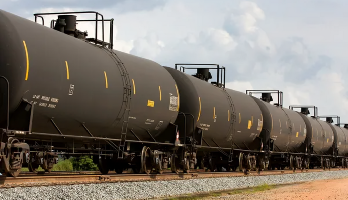 ЗСУ знищили російський вантажний потяг з паливом – Андрющенко