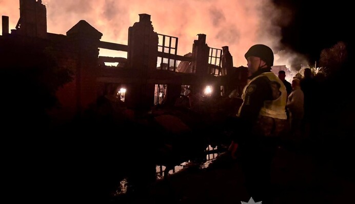 Росія вдарила дронами по житлових будинках Сумщини – є поранені, серед них діти