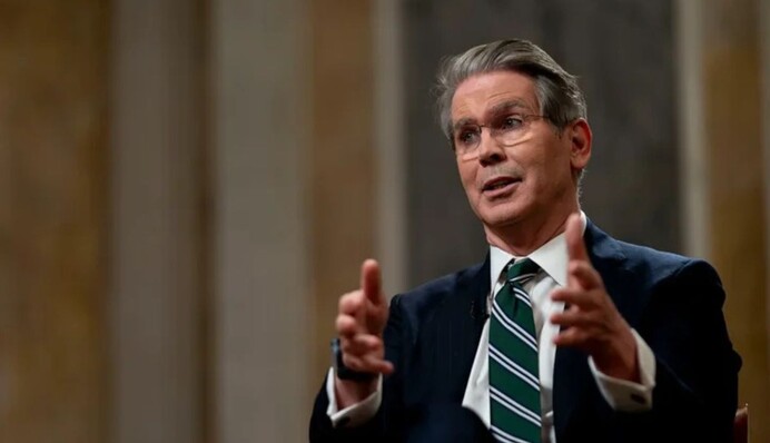 США продают оружие Европе для Украины с 10% наценкой — Бессент