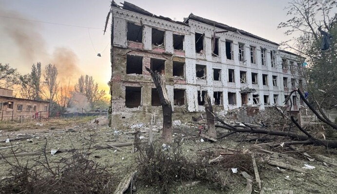 Под завалами в Константиновке могут быть четыре человека — МВА