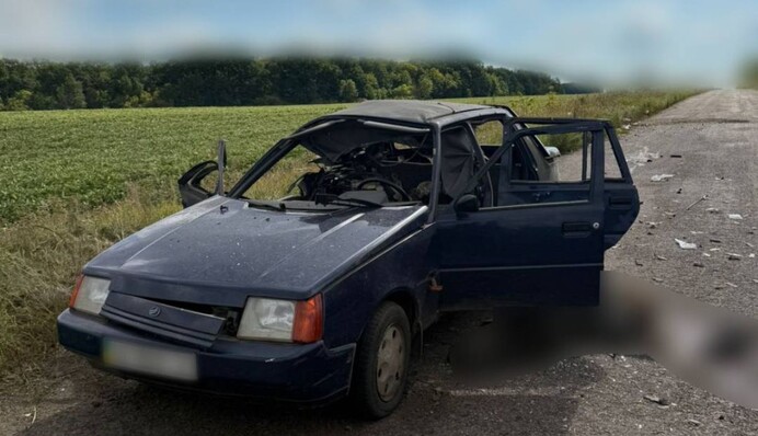 На Харківщині російський дрон поцілив у автівку — є загиблі