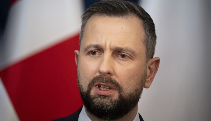 Міністр оборони Польщі визнав: російський дрон вибухнув біля кордону з Україною