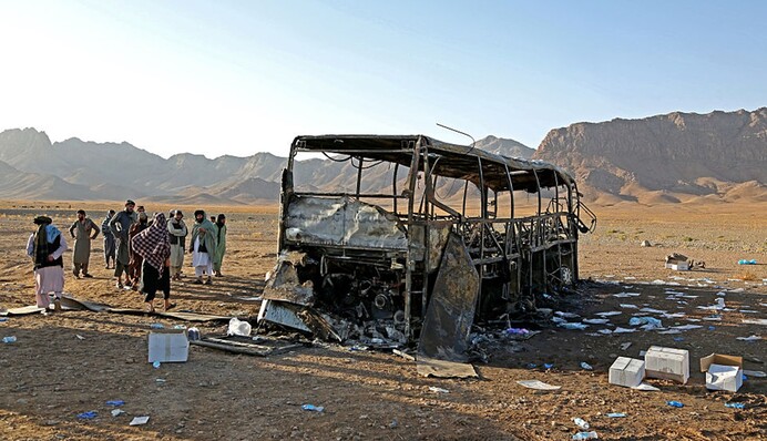 В Афганістані внаслідок ДТП загинуло щонайменше 76 людей, серед них – 17 дітей