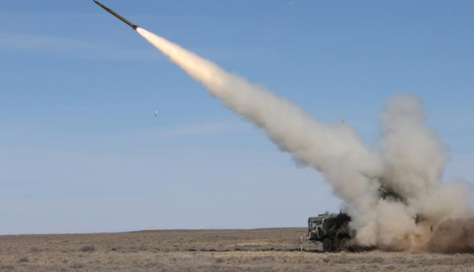 Білорусь планує оснастити ракетні системи ядерними боєголовками