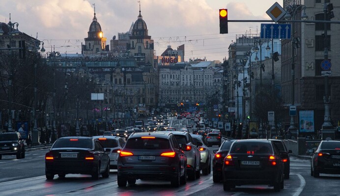 В центре Киева завтра ограничат движение транспорта
