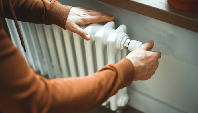 Україна готується до зими: у яких регіонах є ризик зриву опалювального сезону