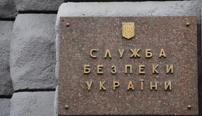 Правоохоронці оприлюднили нові докази у справі високопосадовця НАБУ, підозрюваного в торгівлі з РФ