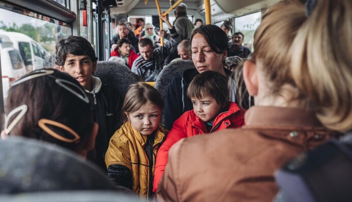 Понад 200 тисяч людей потребують евакуації з Донецької та Дніпропетровської областей — Мінрегіон