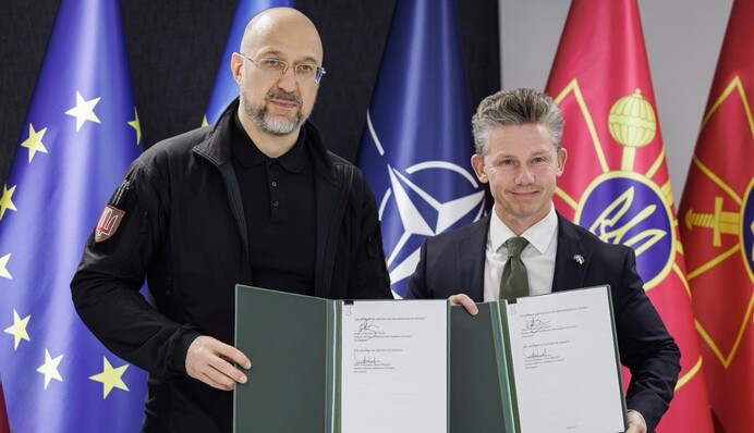 Украина и Швеция договорились о совместном производстве оборонной продукции