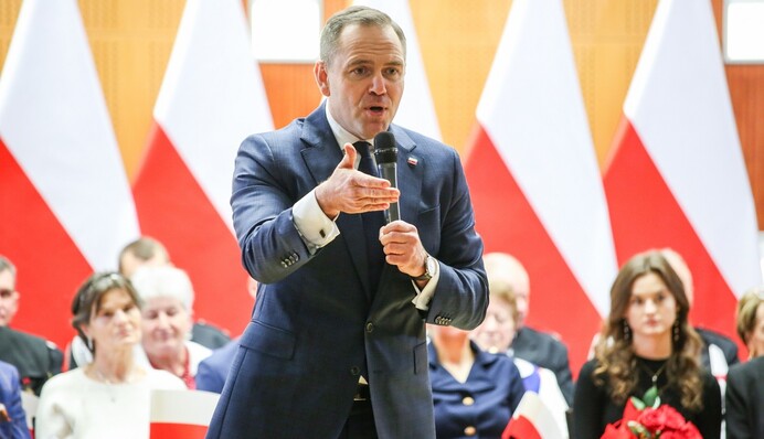 Президент Польщі ветував закон щодо соцвиплат для непрацюючих українців