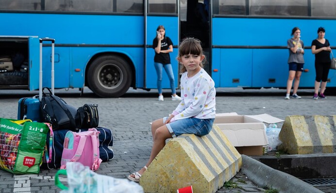 К концу августа в Украине подготовят минимум 30 тысяч мест для эвакуированных - Свириденко