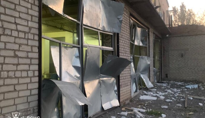 На Донеччині ворог завдав удару по пожежно-рятувальній частині