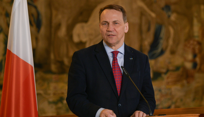 Глава МЗС Польщі: допомога Україні через Starlink захищає Польщу