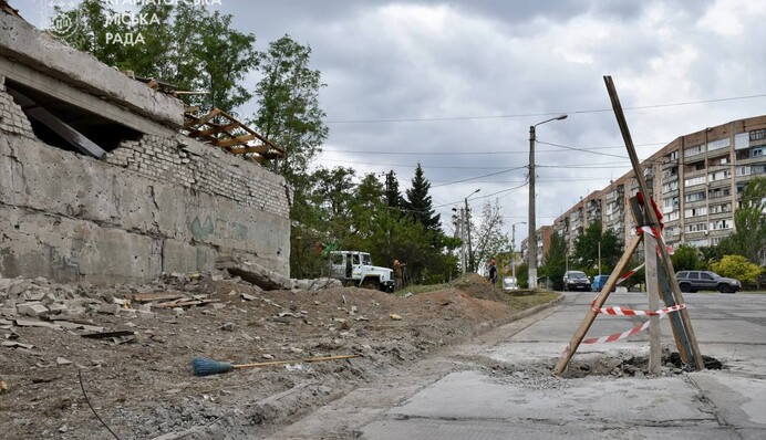 Росія вдарила дронами по приватному сектору та лікарняному містечку Краматорська