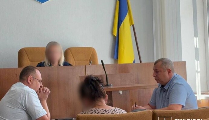 На Харківщині працівницю моргу, яка обкрадала загиблих військових, відправили в СІЗО — прокуратура