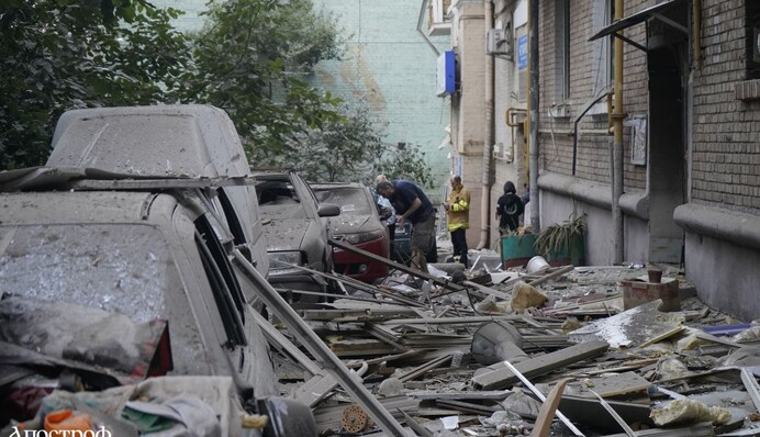 Нічна атака на Київ: фоторепортаж із Голосіївського району столиці