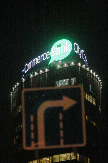 Арсений Яценюк видит залог реформирования Украины в прекращении войны - A'