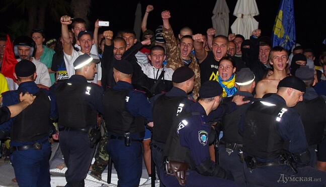 ​Боевики обстреляли аэропорт в Донецке