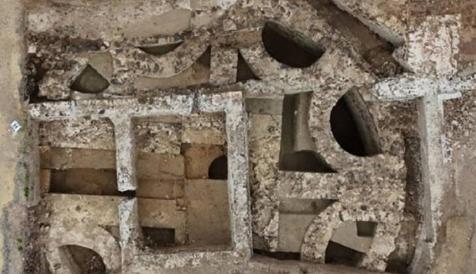 У Франції виявили 2-тисячолітній мавзолей — копію гробниці Августа в Римі