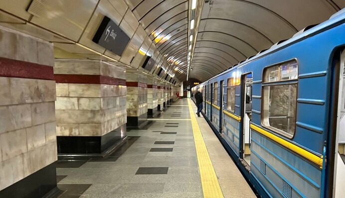 Київський метрополітен зупиниться на хвилину в пам’ять загиблих захисників