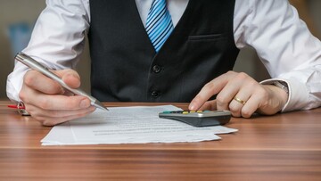 Правительство разрешило освободить от налогообложения доход от продажи товаров на сумму до 12 прожиточных минимумов в год